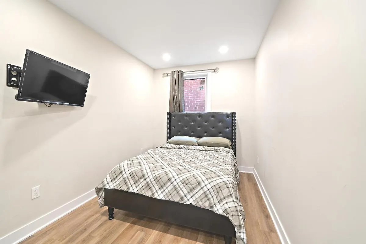 Glamorous 3Bdr Heart Of Plateau A Montreal Canada